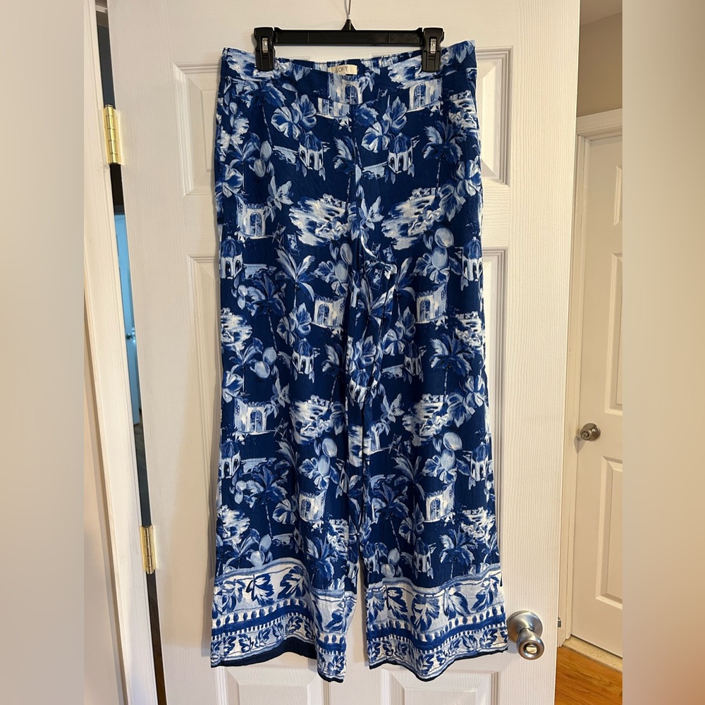 LOFT Navy and White Floral Wide Leg Linen blend Pants